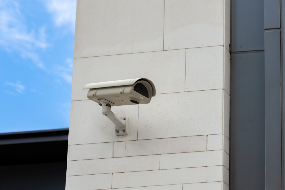 discover the right cctv camera system with huntaway security